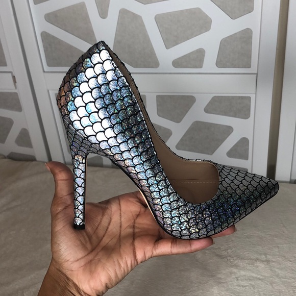 Mackin J Mermaid Heels - Picture 8 of 8